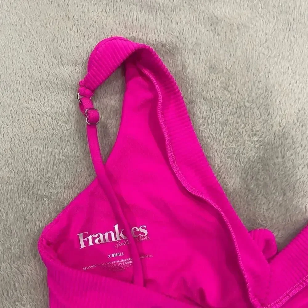 Frankies Bikinis Austin Top Fuchsia Size Xs